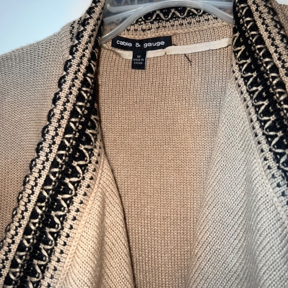 Open Cardigan sweater - Picture 2 of 4